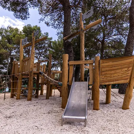 Camping Porton Nature Hideouts Pitches *